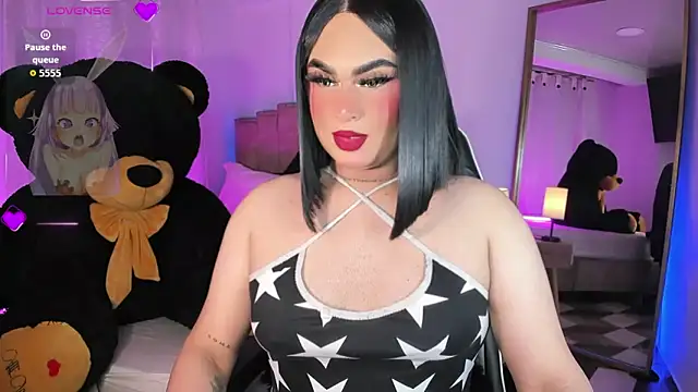 Snapshot of alexia_mattel chatting on November 6, 8:24 pm alexia mattel online show from November 6, 8:24 pm