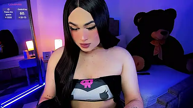 Snapshot of alexia_mattel chatting on February 2, 12:09 am alexia mattel online show from February 2, 12:09 am