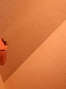 Snapshot of Tiffany35 chatting on September 20, 12:21 pm Tiffany35 online show from September 20, 12:21 pm