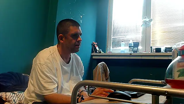 YouWantMe666 online show from June 21, 3:40 pm