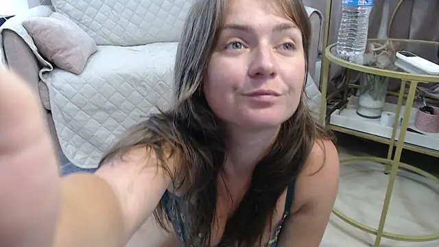 fallongrayxo online show from May 18, 4:01 pm