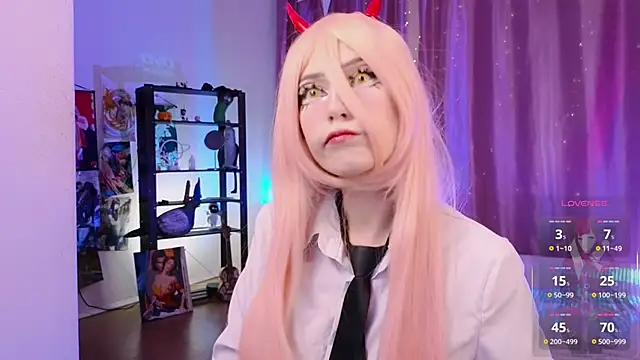 Carolina Leep online show from February 8, 2:59 pm