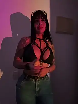 Tamyjenkins1 online show from April 11, 3:25 am