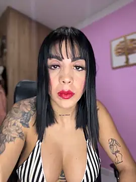 Snapshot of Tamyjenkins1 chatting on October 31, 3:47 am Tamyjenkins1 online show from October 31, 3:47 am