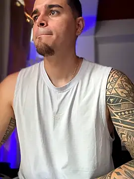 Axel Big cock online show from July 5, 5:42 pm