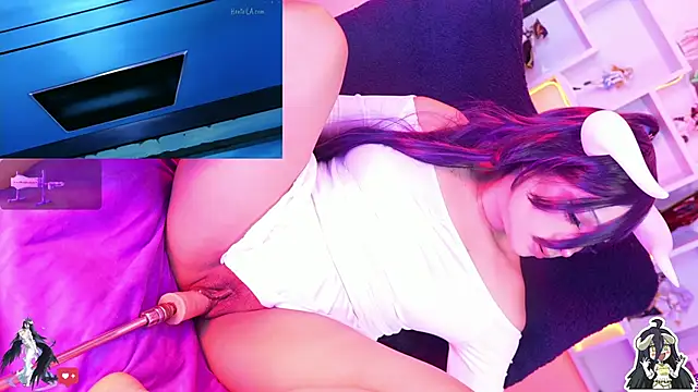 Snapshot of soffy_garcia chatting on November 8, 2:04 am soffy garcia online show from November 8, 2:04 am