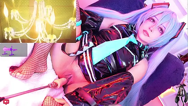 Snapshot of soffy_garcia chatting on November 13, 2:37 am soffy garcia online show from November 13, 2:37 am