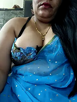 Snapshot of sneha_rose chatting on July 13, 6:02 am sneha rose online show from July 13, 6:02 am