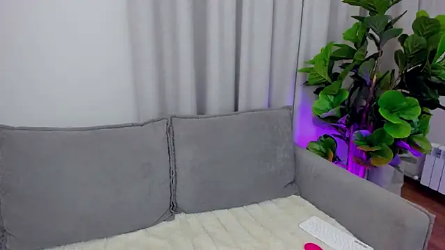 sexyangeloux online show from March 22, 8:54 pm