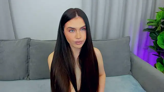 sexyangeloux online show from February 1, 9:02 pm