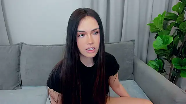 sexyangeloux online show from February 19, 8:28 pm