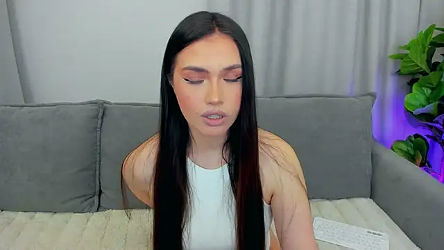 sexyangeloux online show from March 6, 8:37 pm