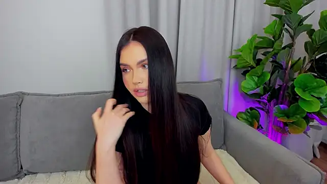 sexyangeloux online show from April 5, 10:05 pm