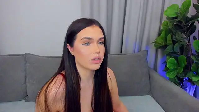 Snapshot of sexyangeloux chatting on May 15, 9:02 pm sexyangeloux online show from May 15, 9:02 pm