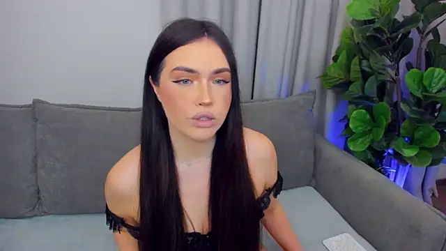 Snapshot of sexyangeloux chatting on May 12, 9:54 pm sexyangeloux online show from May 12, 9:54 pm