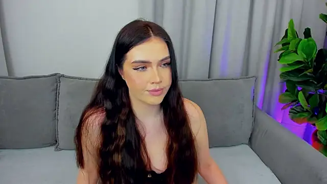 Snapshot of sexyangeloux chatting on May 30, 7:52 pm sexyangeloux online show from May 30, 7:52 pm