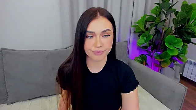 sexyangeloux online show from March 19, 9:15 pm