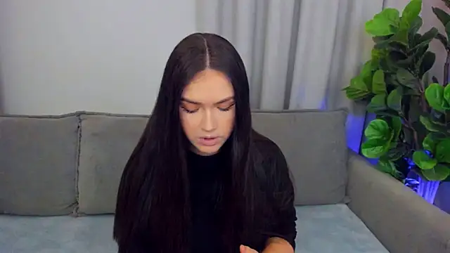 Snapshot of sexyangeloux chatting on May 10, 8:00 pm sexyangeloux online show from May 10, 8:00 pm
