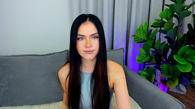 Snapshot of sexyangeloux chatting on September 26, 9:54 pm sexyangeloux online show from September 26, 9:54 pm