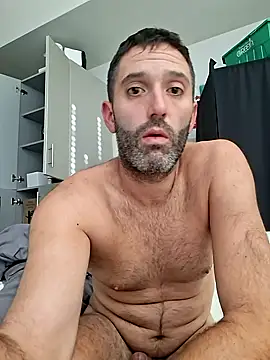 Snapshot of longthicknslick chatting on October 15, 3:42 pm longthicknslick online show from October 15, 3:42 pm