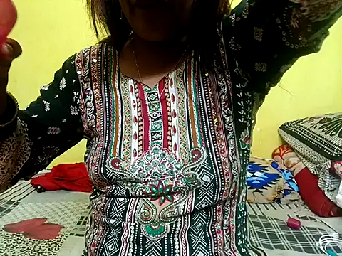 Snapshot of Sexyranibhabhi chatting on November 25, 3:01 pm Sexyranibhabhi online show from November 25, 3:01 pm