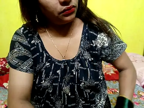 Snapshot of Sexyranibhabhi chatting on November 29, 2:44 am Sexyranibhabhi online show from November 29, 2:44 am