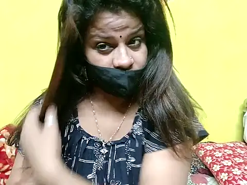 Snapshot of Sexyranibhabhi chatting on November 11, 2:39 am Sexyranibhabhi online show from November 11, 2:39 am