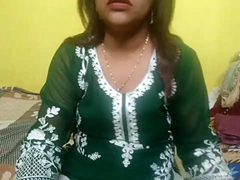 Snapshot of Sexyranibhabhi chatting on October 25, 1:56 pm Sexyranibhabhi online show from October 25, 1:56 pm