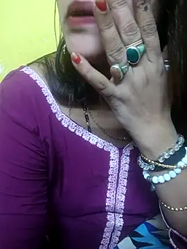 Sexyranibhabhi online show from May 6, 2:21 pm