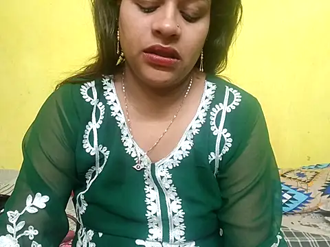 Snapshot of Sexyranibhabhi chatting on November 21, 2:05 pm Sexyranibhabhi online show from November 21, 2:05 pm