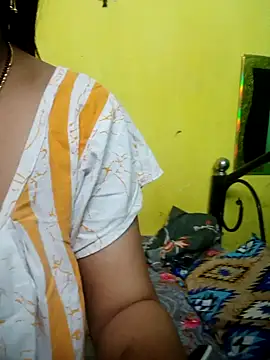 Snapshot of Sexyranibhabhi chatting on July 10, 3:28 am Sexyranibhabhi online show from July 10, 3:28 am
