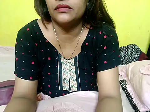 Snapshot of Sexyranibhabhi chatting on November 2, 2:33 pm Sexyranibhabhi online show from November 2, 2:33 pm