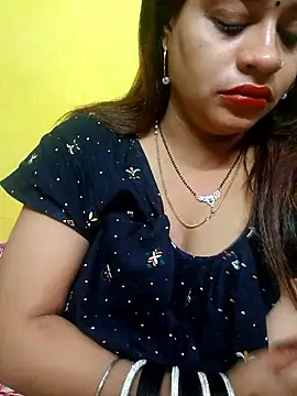 Snapshot of Sexyranibhabhi chatting on June 19, 4:18 am Sexyranibhabhi online show from June 19, 4:18 am