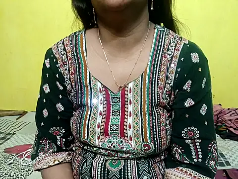 Snapshot of Sexyranibhabhi chatting on November 26, 3:06 am Sexyranibhabhi online show from November 26, 3:06 am