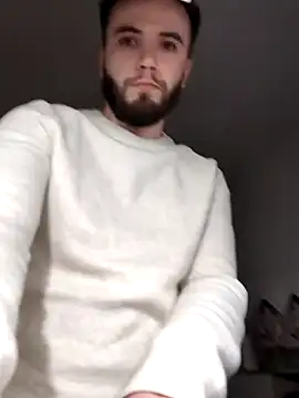 Snapshot of pedrolitoo1203 chatting on December 18, 5:42 pm pedrolitoo1203 online show from December 18, 5:42 pm