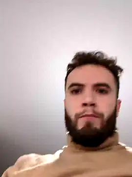 Snapshot of pedrolitoo1203 chatting on January 2, 6:23 pm pedrolitoo1203 online show from January 2, 6:23 pm