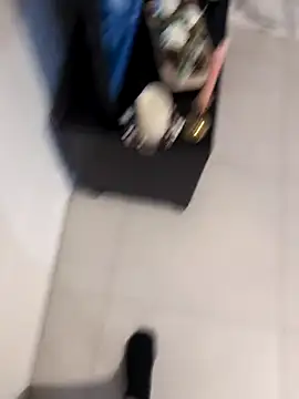 Snapshot of pedrolitoo1203 chatting on December 3, 5:49 pm pedrolitoo1203 online show from December 3, 5:49 pm