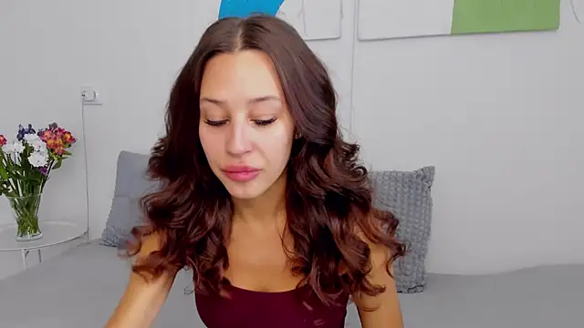 SelenaRousey online show from September 24, 7:04 am