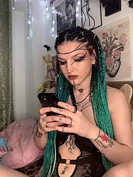 MoonAgnes online show from June 26, 1:17 pm