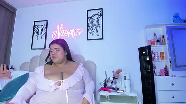 NaomiAsha online show from April 12, 8:45 pm