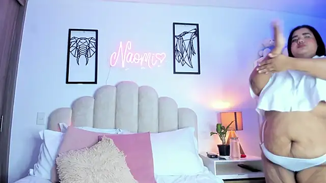 NaomiAsha online show from July 6, 12:56 pm