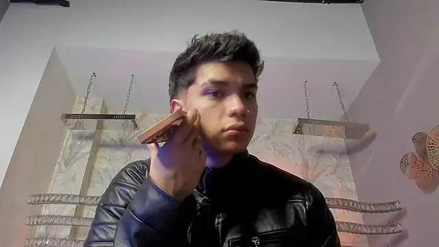 AndyPalmer  online show from February 12, 4:33 pm