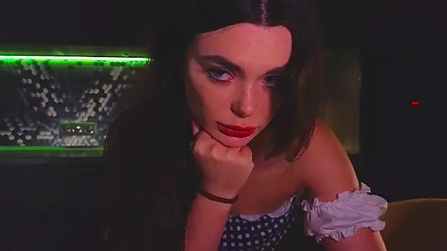 Snapshot of Sandrikta chatting on October 25, 9:26 pm Sandrikta online show from October 25, 9:26 pm