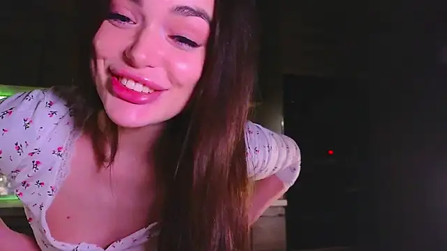 Snapshot of Sandrikta chatting on October 31, 8:38 pm Sandrikta online show from October 31, 8:38 pm