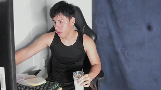 krizia7 online show from March 20, 11:12 pm