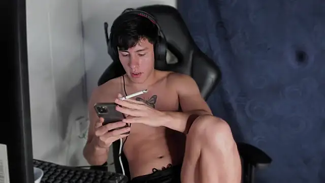 krizia7 online show from March 21, 5:00 am