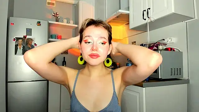 Niky  Jess online show from March 6, 8:09 am