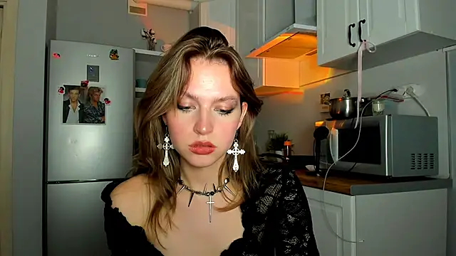 Niky  Jess online show from February 10, 5:19 pm