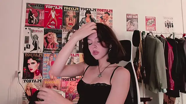 Niky  Jess online show from October 9, 6:58 am