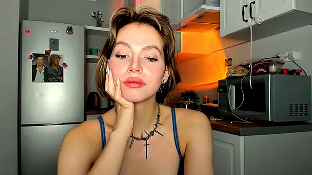 Niky  Jess online show from March 2, 3:19 pm